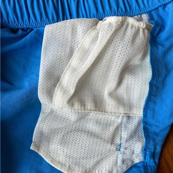 Patagonia Barely Baggie Blue Shorts size XL - Picture 9 of 11